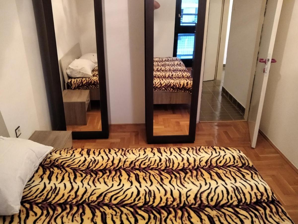 Ferienwohnung Apartman Senka 2 Podgorica Exterior foto